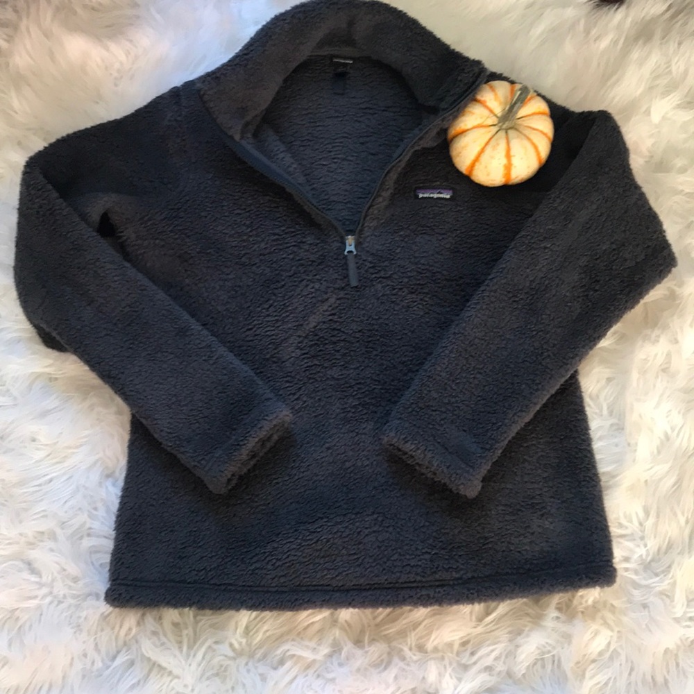 PATAGONIA super soft half zip fleece size LARGE